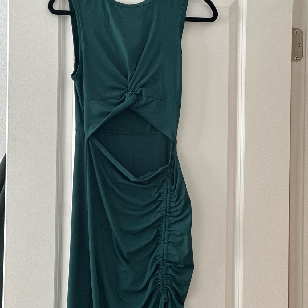 HALARA Green Asymmetrical Bodycon Dress with Ruched Detail for Cocktail